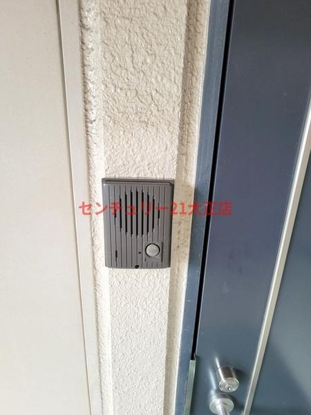 大阪市港区田中２丁目の賃貸マンションの玄関