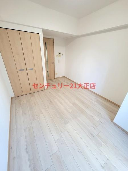 大阪市港区弁天４丁目の賃貸マンションのエントランス