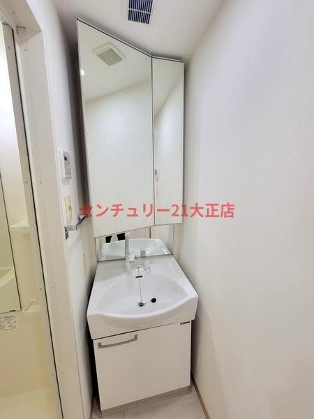 大阪市港区弁天４丁目の賃貸マンションの洋室