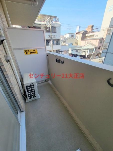 大阪市港区弁天４丁目の賃貸マンションの居間・リビング