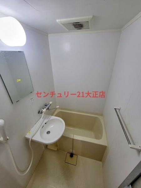 大阪市港区築港４丁目の賃貸マンションの浴室