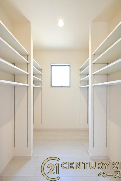 リーブルガーデン西坊城 １号棟 ／新築一戸建の内観：施工例|■日当たりのよい明るい雰囲気の洋室です！■