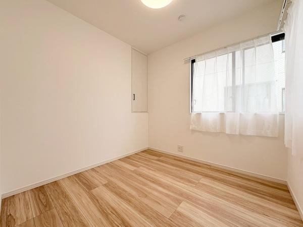 ルネ上星川２号棟の子供部屋|子供部屋4.1帖！お子様部屋やリモートワーク部屋としてお使いいただけます。ご家族の成長に合わせて使い方変更できそうですね。