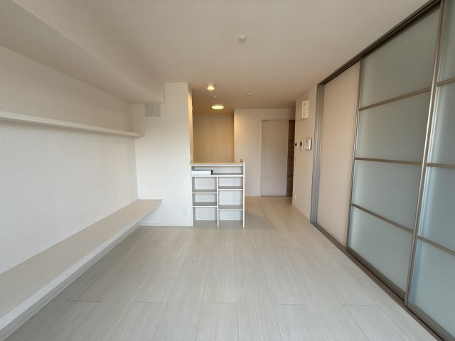 THE RESIDENCE 姫路神屋町の居間・リビング