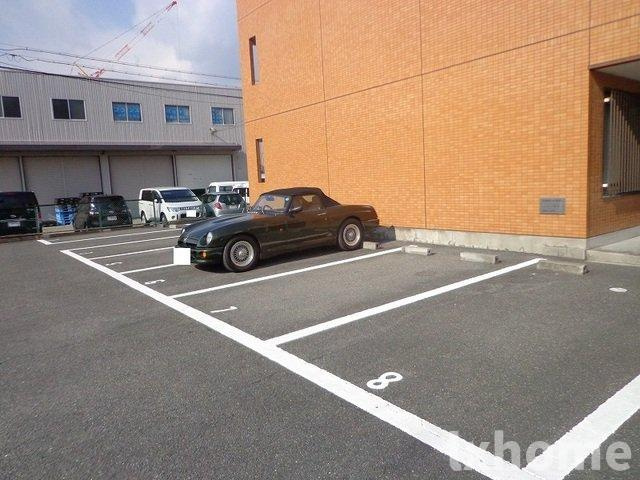 エスポワール茨木の駐車場