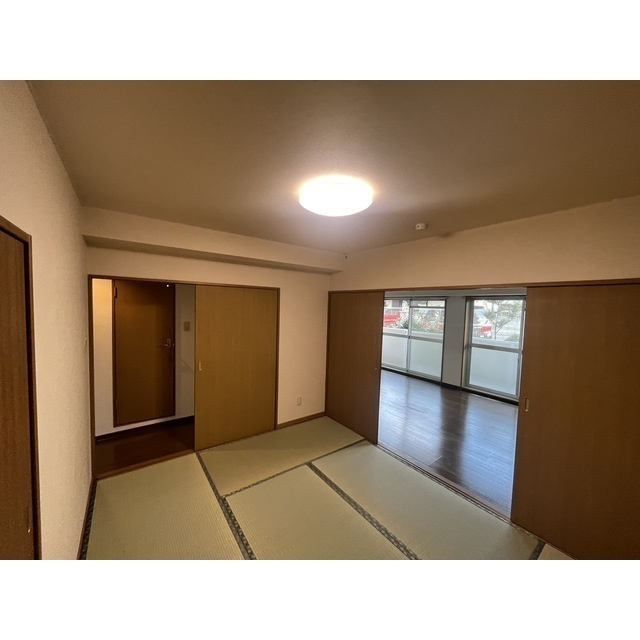 オーチャードの内装