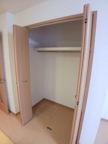 ミニヨンコリーヌの収納|大きなものも収納できそうです