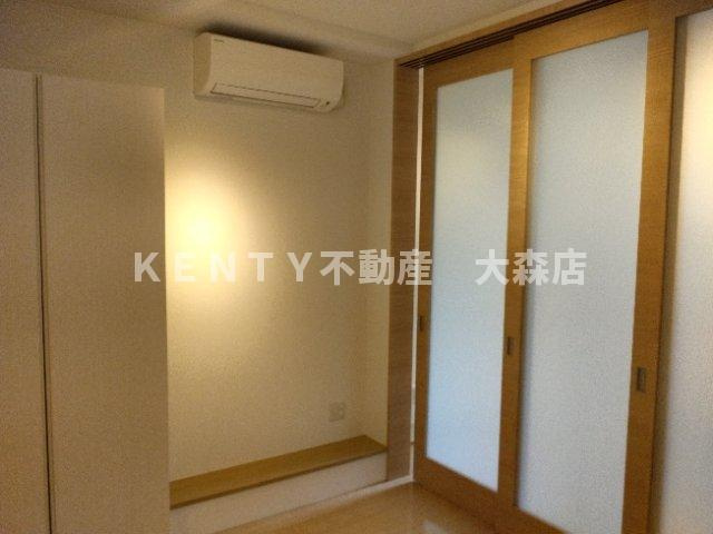【寝室】 | ルクレ大森 | 落ち着いた色調の寝室です