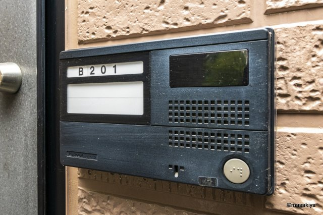 アドバンス21のエントランス|TVインターホン