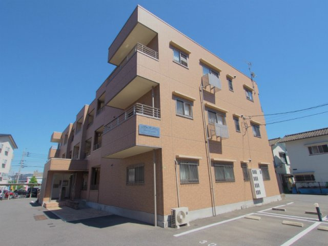 広島市安佐南区大町東３丁目の賃貸マンションの外観