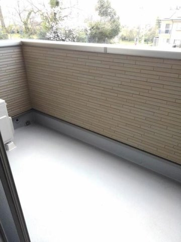 サン　ヒルズのバルコニー|落ち着いた時間を過ごせるバルコニーです