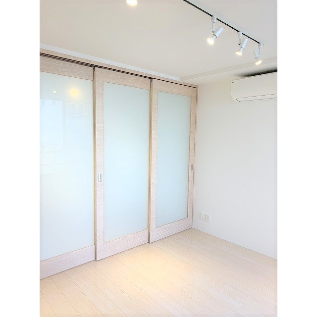 ルクレ大森の洋室