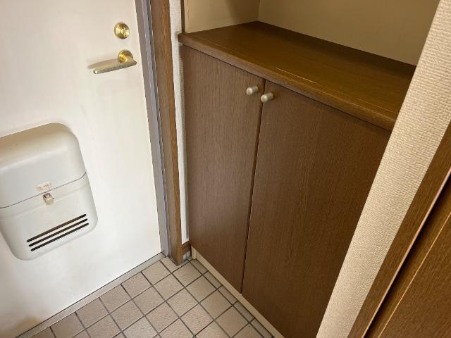 コンフォールハウスＫの玄関|下駄箱