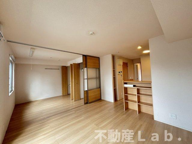 パシフィックハイツミスミⅡの居間・リビング|※同一建物別号室のお写真です。