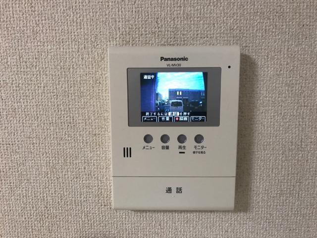 アシューレ五郎丸Ａのセキュリティ|カメラ付インターホン（イメージ）