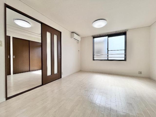 サニーパレス北野Ｃの居間・リビング|リビング