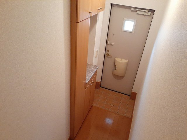 トキ　リバーサイドスクエア　Ｂの玄関