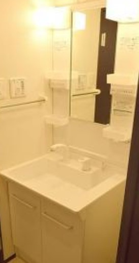 クレイノルミエール蕨の洗面所|別部屋参考写真となります