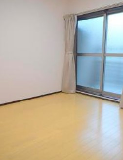クレイノルミエール蕨の居間・リビング|別部屋参考写真となります
