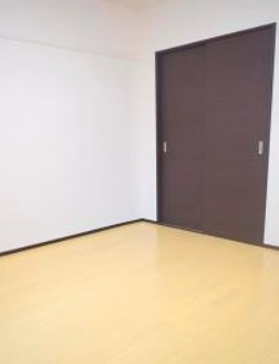 クレイノルミエール蕨の居間・リビング|別部屋参考写真となります