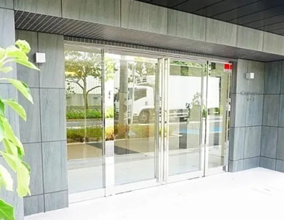 クレヴィスタ光が丘のエントランス