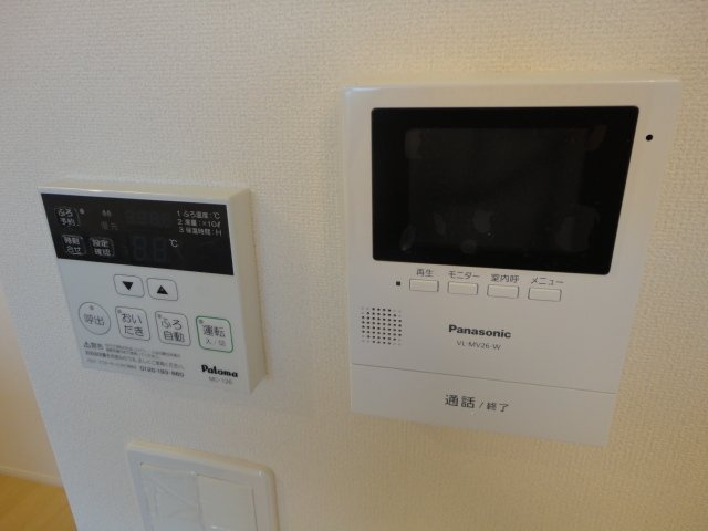 アムールの内装|カメラ付インターホン