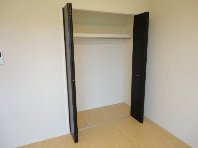アムールの収納|クローゼット