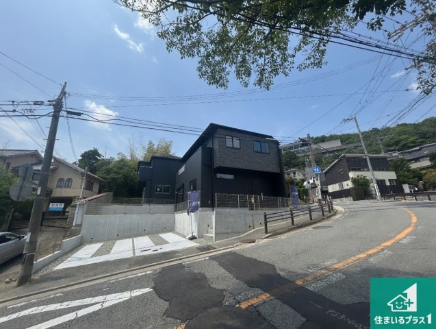宝塚市花屋敷つつじガ丘　第1期　新築一戸建ての外観|お客様に長く安心して住んでいだだける事にこだわった家づくり！住んでからのアフターサービスにもしっかりと取り組んでいます！