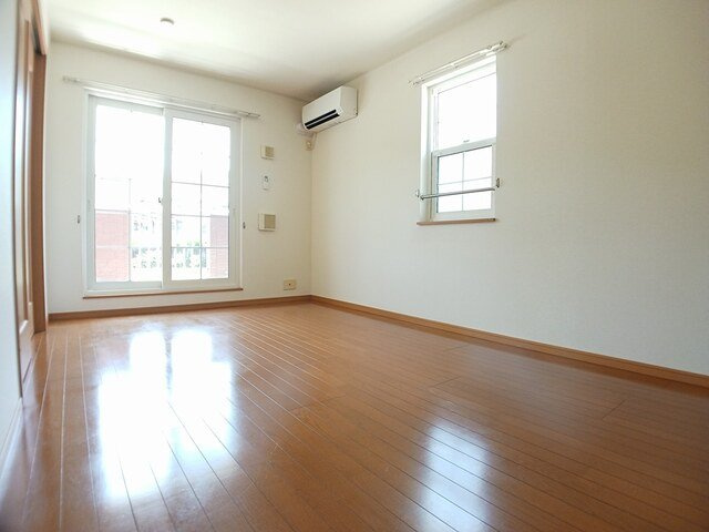 アルカンシェルⅡの居間・リビング