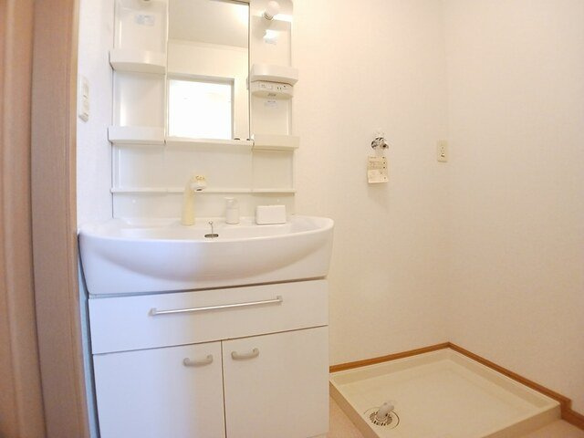 アルカンシェルⅡの洗面所