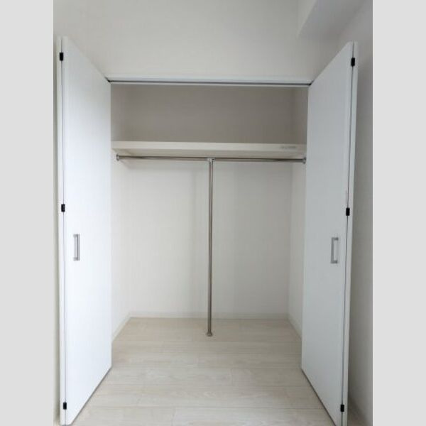 プロスパー江坂479の収納