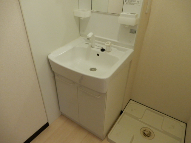 レオネクスト輝の洗面所
