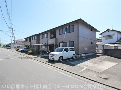 【外観】 | ソレジオ南梅本