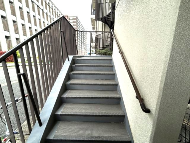 甲南灘コーポラスのロビー