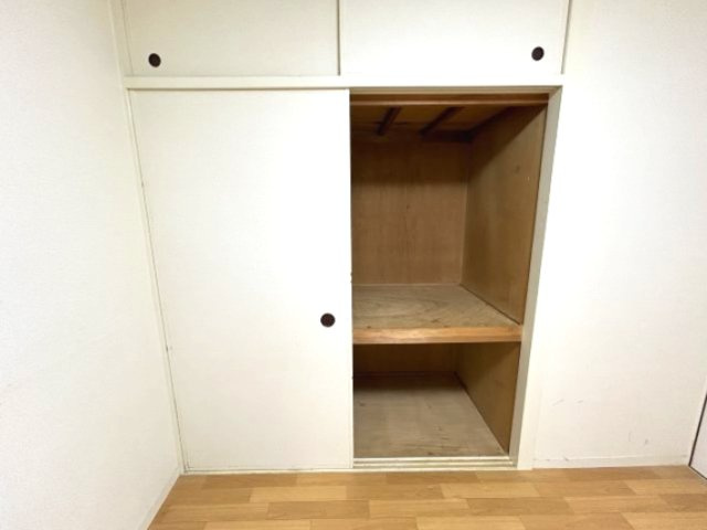 甲南灘コーポラスの収納