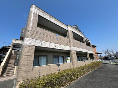 【エントランス】 | スパシーバ積川 | 外観写真（昼）