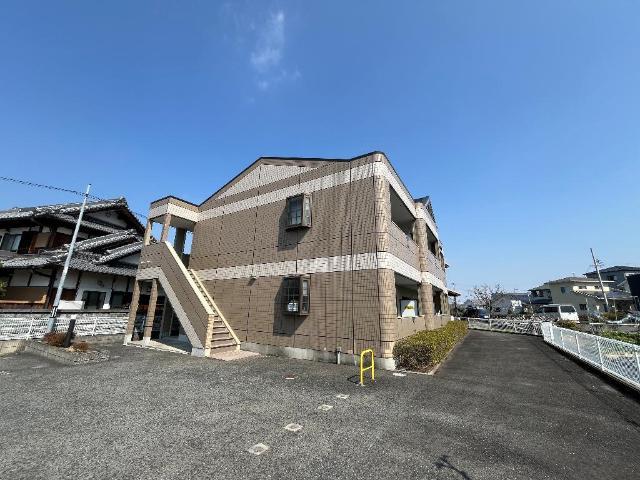 【駐車場】 | スパシーバ積川 | 外観写真（昼）