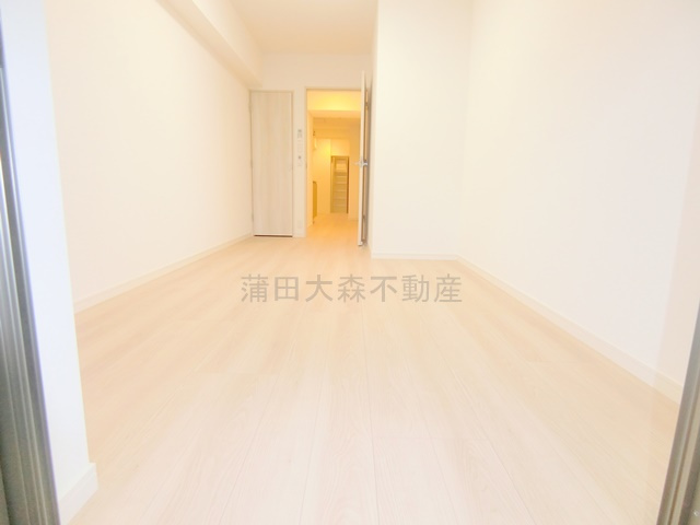 プレール・ドゥーク池上Ⅱの居間・リビング|洋室7帖