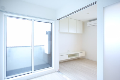 【居間・リビング】 | Lila城野 | 写真は類似です。