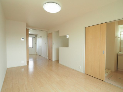 【居間・リビング】 | ポルタコスタＡ | おしゃれな居間です