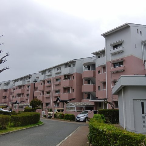 ウェル・メロード狩場台　３号棟