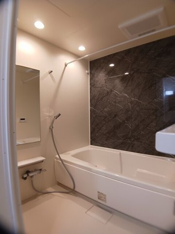 ガラシアⅠ　　　刈谷市近郊の賃貸はクラスホーム刈谷店の浴室|日々の疲れを癒すお風呂付です