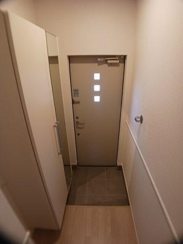 ガラシアⅠ　　　刈谷市近郊の賃貸はクラスホーム刈谷店の玄関|明るい玄関です