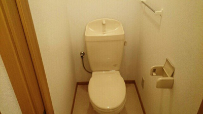【トイレ】 | シェリジェ・ミムラⅡ | ゆったりとした空間のトイレです