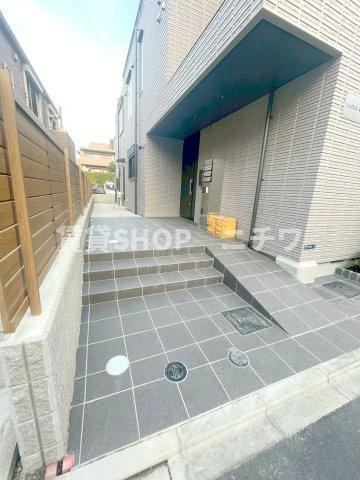 シュヴァル新宿のエントランス|★エントランスアプローチ★