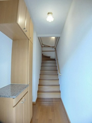 【玄関】 | サニー・レジデンス橋本Ⅰ | 落ち着いた玄関です