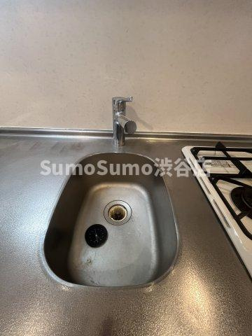 ルフィット神宮北参道のキッチン