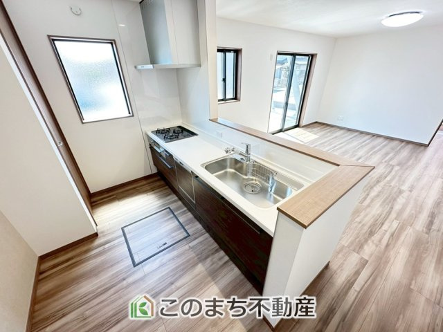 ワイウッドコート宇都宮市下川俣町第1期のキッチン