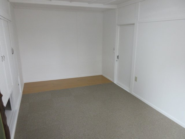 T貸家の洋室