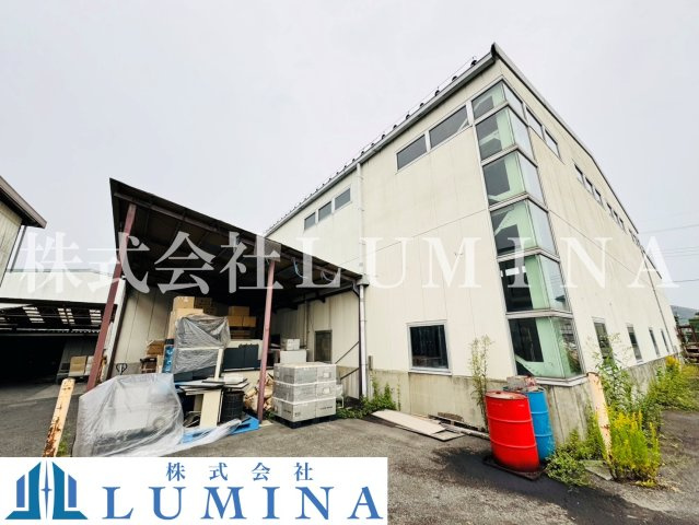 群馬県安中市板鼻　工場・倉庫の外観